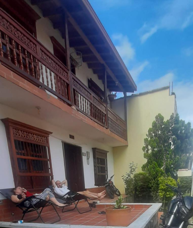 Cafe Racer Hostel Jardín Exteriér fotografie